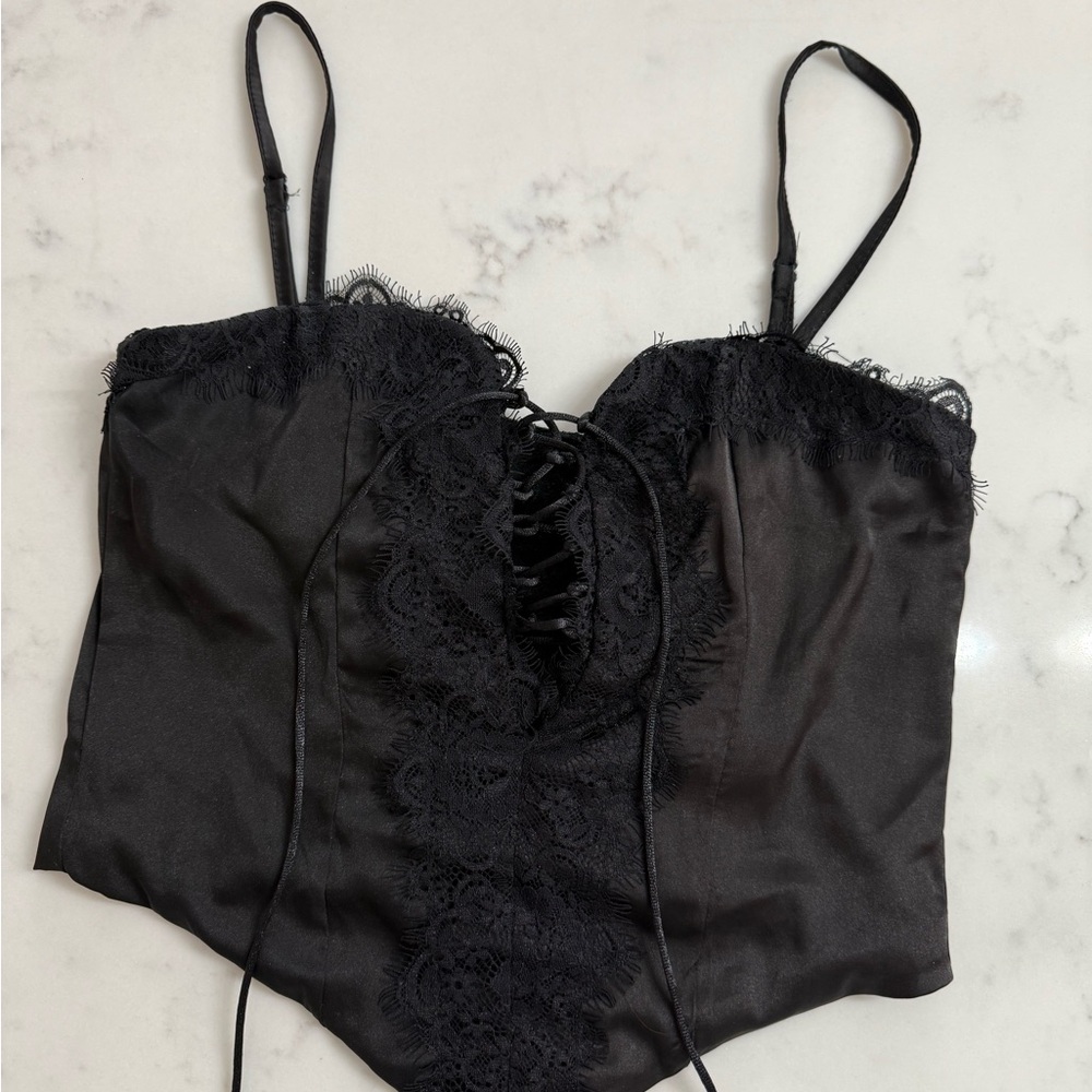 Windsor Black Lace Trim Top